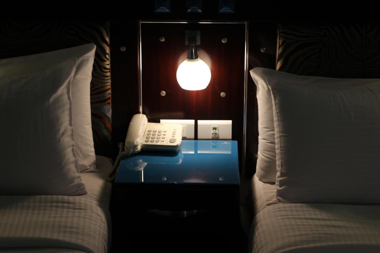 Santana Hotel Cairo Giza Buitenkant foto