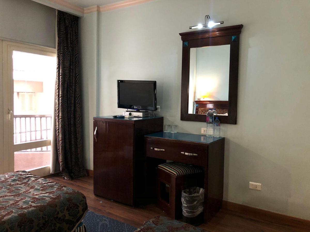 Santana Hotel Cairo Giza Buitenkant foto