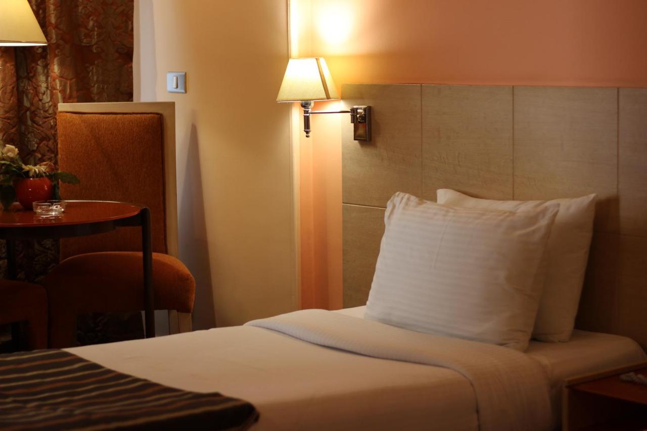 Santana Hotel Cairo Giza Buitenkant foto